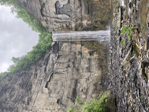 Taugh_Falls_small.jpg
