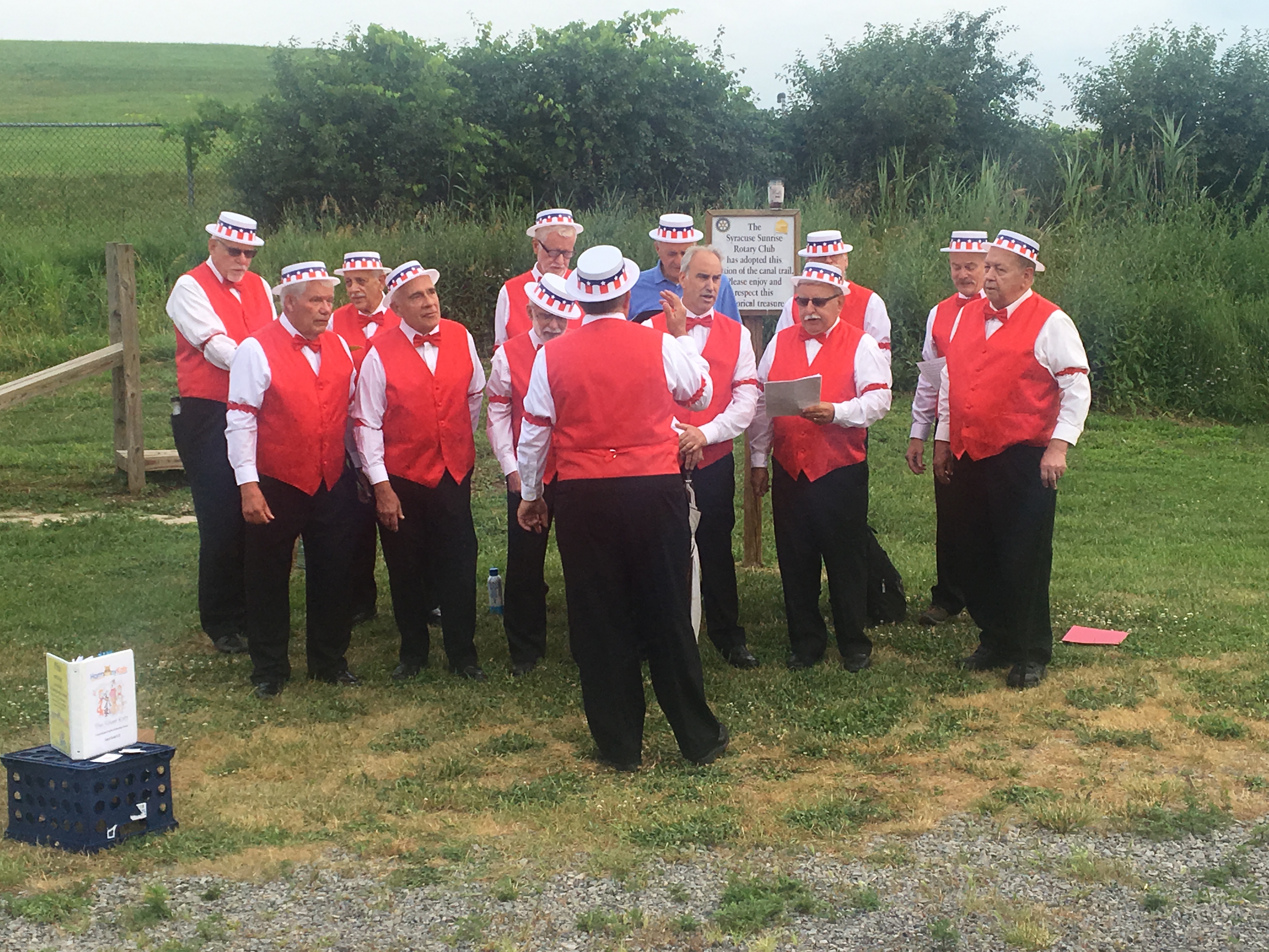 Trailside_Choir_1.JPG