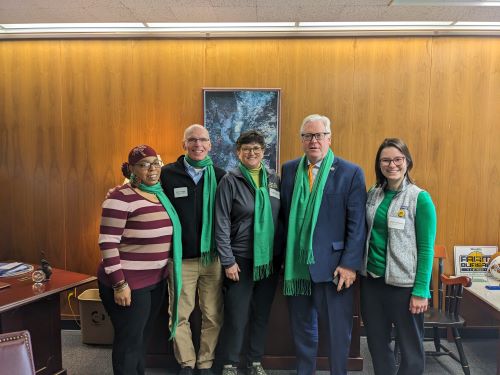 Senator_OMara_meets_with_WNY_Team_small.jpg